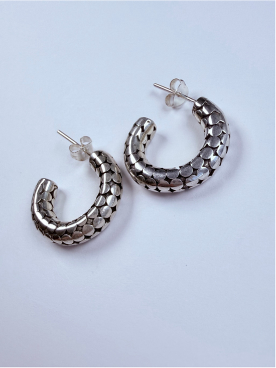 Unbranded Jewelry - Kali Pebble Dot Half Open Hoop 925 Sterling Silver 20MM Earrings